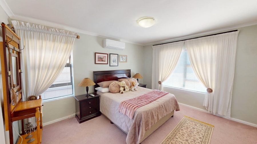 3 Bedroom Property for Sale in Fairview Golf Estate Western Cape